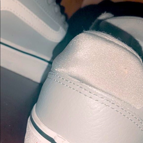 Gray leather Vans. Men’s size 8 or Women’s size 10 - Picture 5 of 7